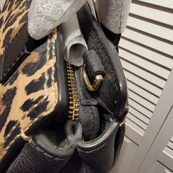 Kate Spade Dunne Lane Leopard Small Lake Crossbody - Picture 4 of 10